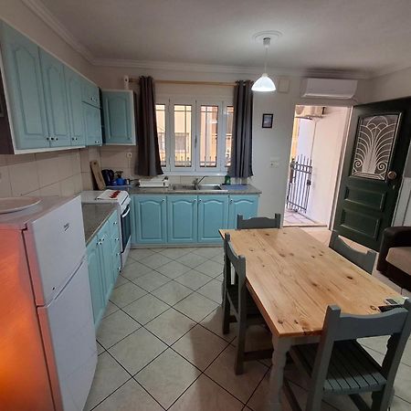Stefanos Family Apartment Lefkáda エクステリア 写真